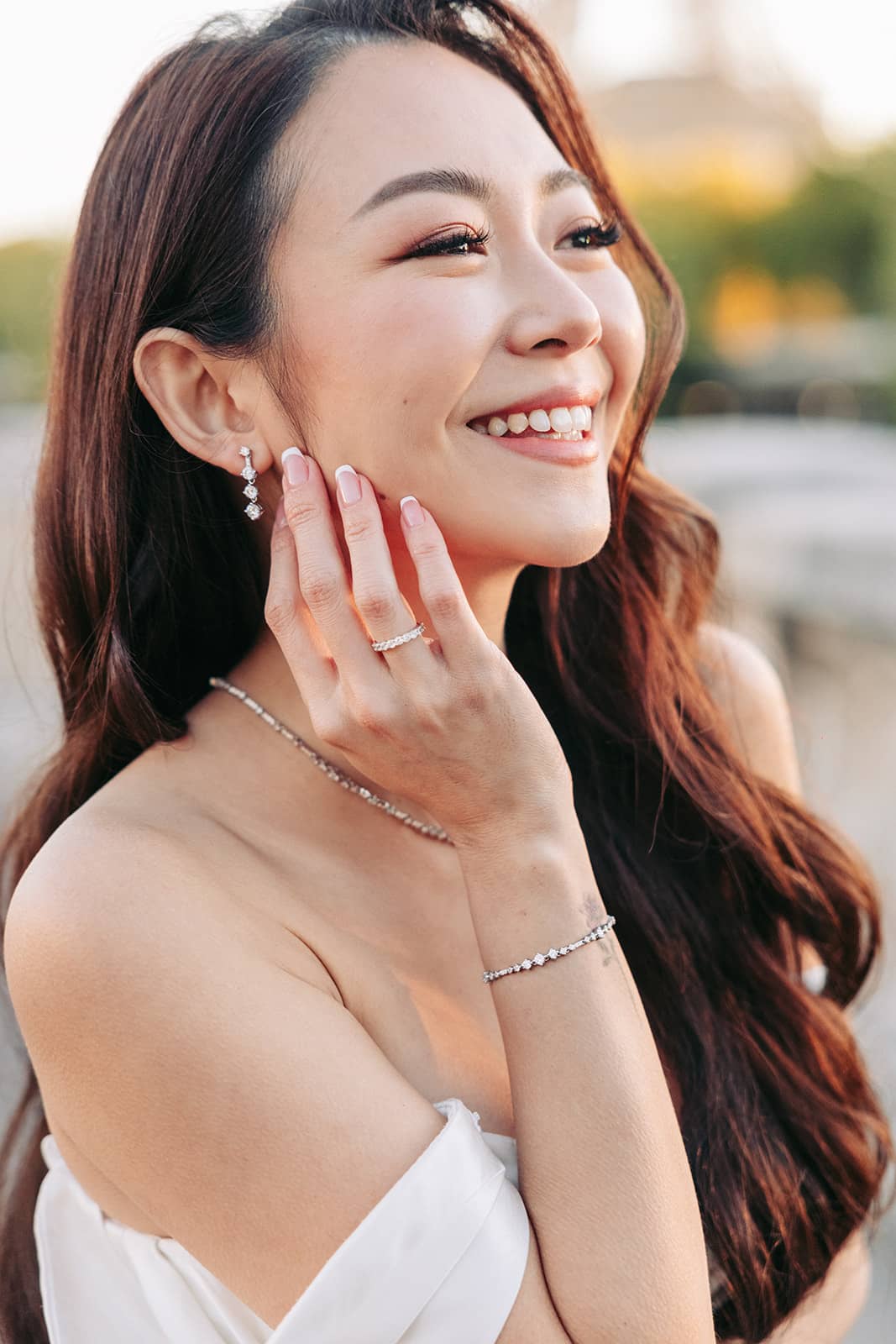 Korean 2024 actress earrings